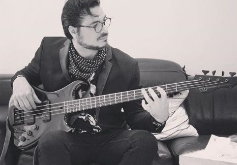 Los mil proyectos musicales de Miguel Tena, el hijo de Manolo Tena